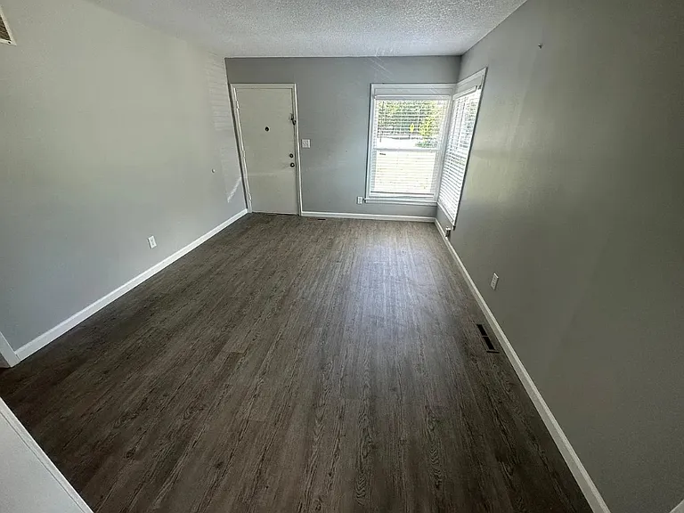 1014 N Illinois St #4 — Photo 6