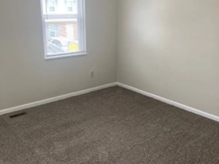 1110 Park St #L — Photo 10