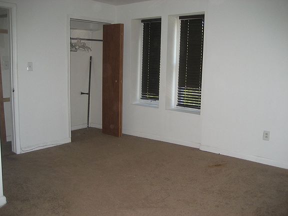 5th image of 4940 N Penn St #5f11fb24f