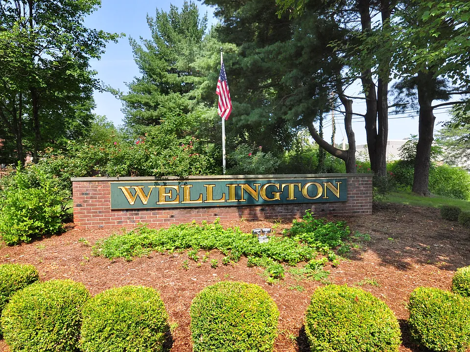 71 Wellington Dr #71
