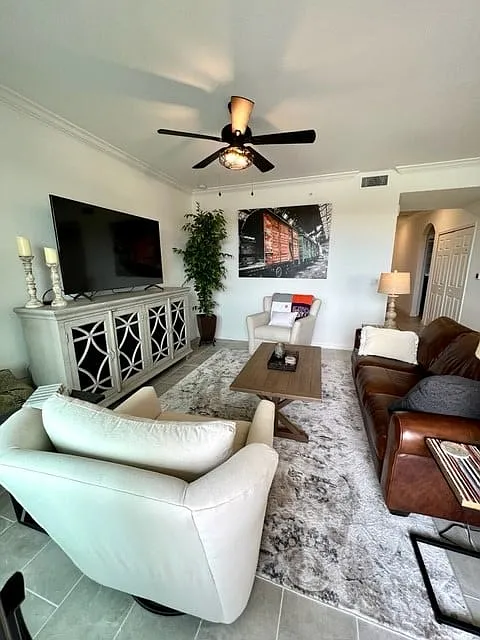 18008 Gawthrop Dr — Photo 4