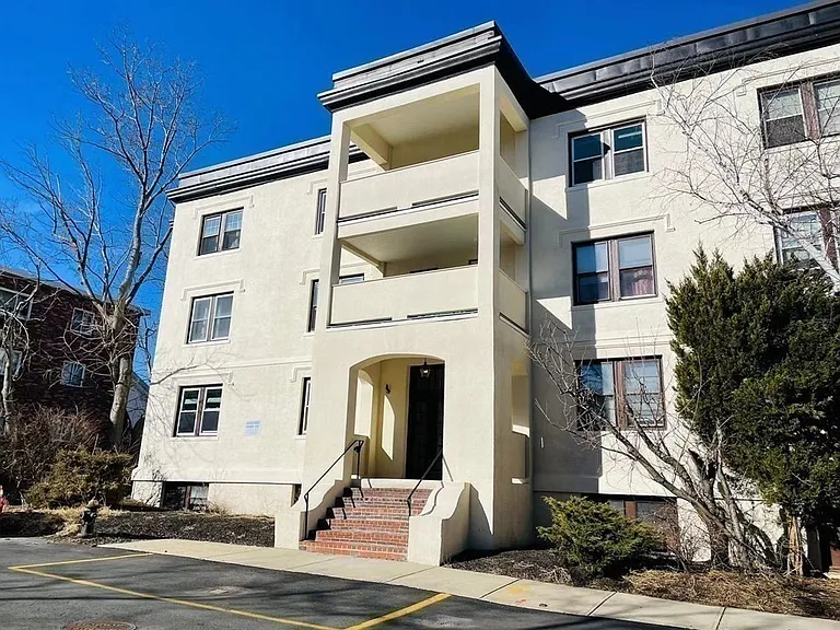 17 Radcliffe Rd #6 — Photo 10