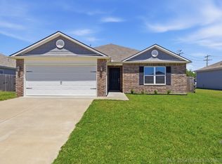 7513 E 145th St N, Collinsville, OK 74021