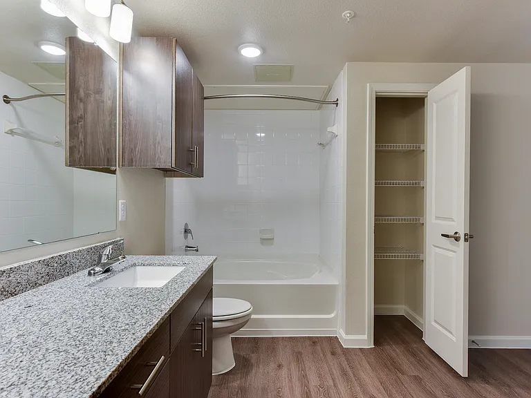 Eastridge — Photo 105