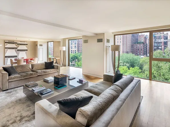 50 Gramercy Park N APT 10A, New York, NY 10010