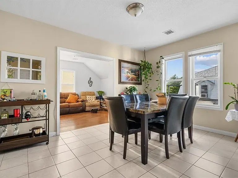 18 Coral St #1 — Photo 1
