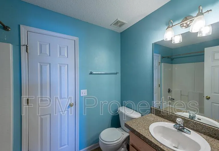 807 Scrub Jay Dr — Photo 28