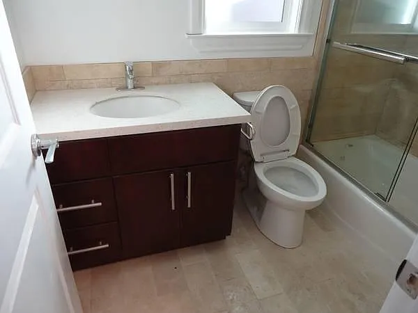 1764 Franklin St. — Photo 2