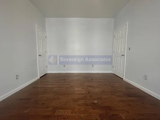 Rented by Sovereign Associates | media 9