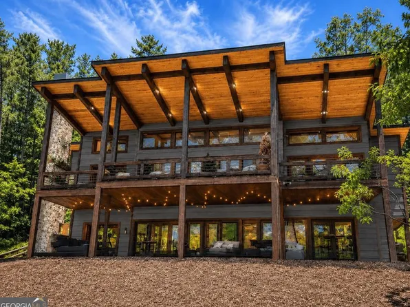 195 Moonshine Way, Blue Ridge, GA 30513