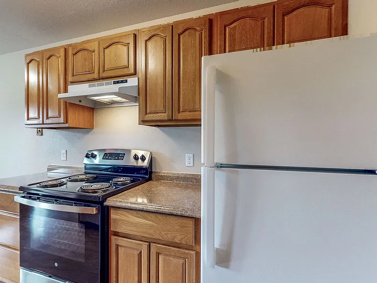 2305 McBride Ln — Photo 12