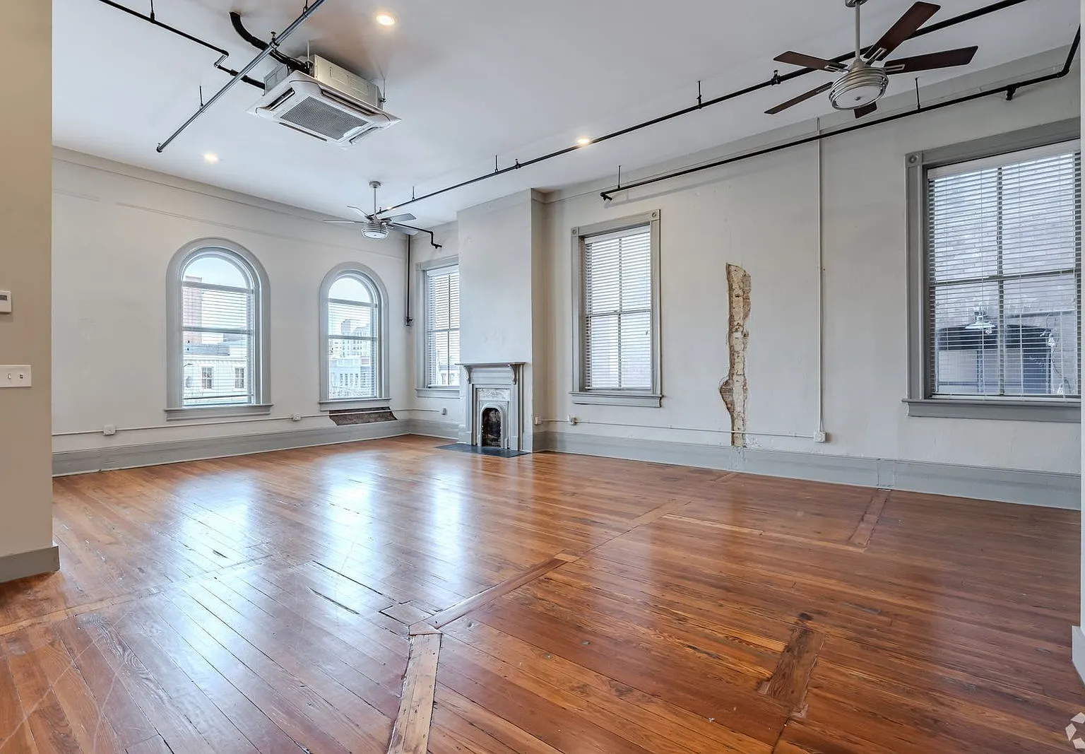 Market House Lofts — Photo 4