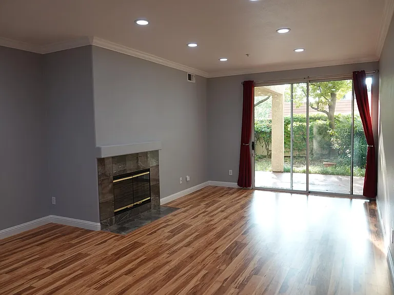 2585 Park Blvd #Z108 — Photo 4
