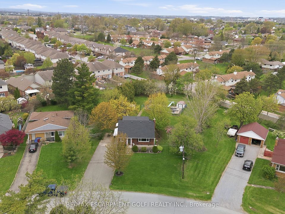1st image of 12 Valley Rd
