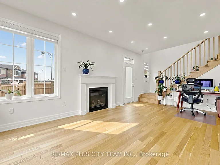 1 George Roman Ave — Photo 6