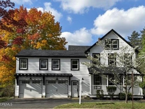 555 Cedar Ave