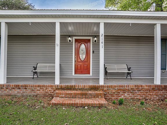 3rd image of 2141 McNair Rd