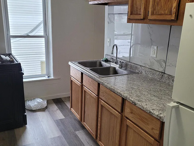 183 S Prairie Ave #2 — Photo 5