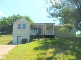 1929 Upper Tug Fork Rd, Alexandria, KY 41001