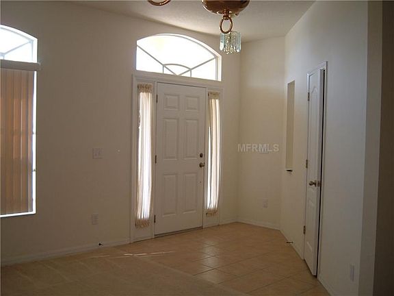 3rd image of 24729 Siena Dr