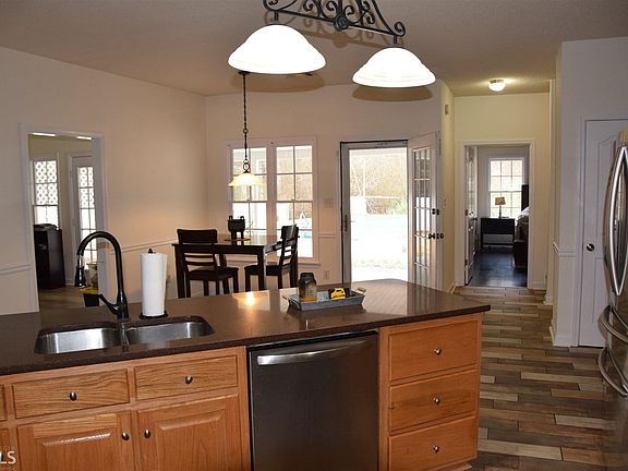 5th image of 130 Marina Ct