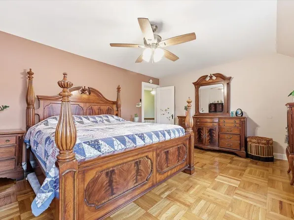 118 Avenue B image 12 of 21