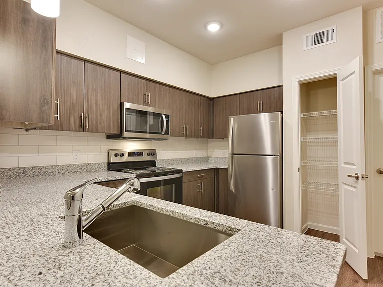 Eastridge — Photo 71