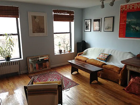 Rented by Francine Realty | media 12