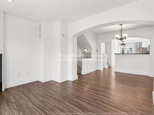 720 NW 118th Ave APT 102, Portland, OR 97229