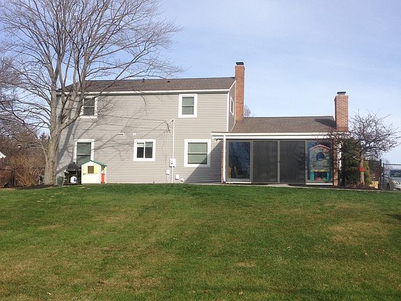 3rd image of 5638 Millwood Dr