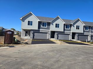 6638 141st Ter, Savage, MN 55378