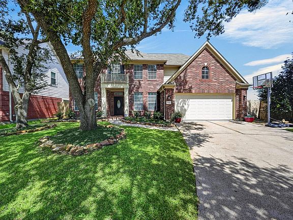 2nd image of 7015 Angel Oaks Ct