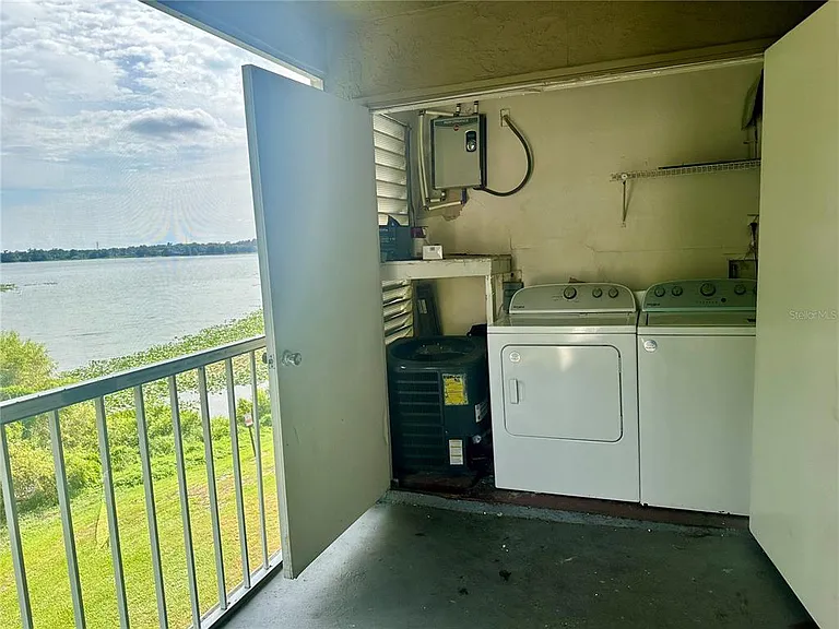 3992 Versailles Dr #3992C — Photo 8