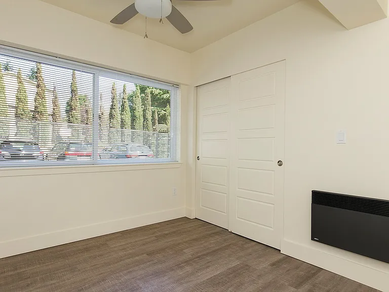 8732 Phinney Ave N #103 — Photo 9