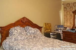4th image of 7739 Falcon Oak Dr
