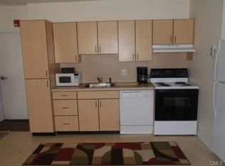 159 Center St STE 3A, Shelton, CT 06484