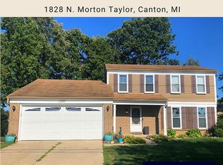 1828 N Morton Taylor Rd, Canton, MI 48187