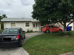 6211 SW 9th St, Pompano Beach, FL 33068