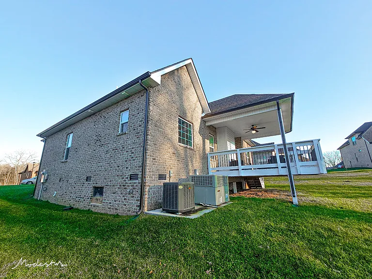 1718 Oak Forest Dr — Photo 69