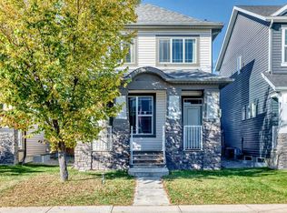 83 E Legacy Cres SE, Calgary, AB T2X 0W6