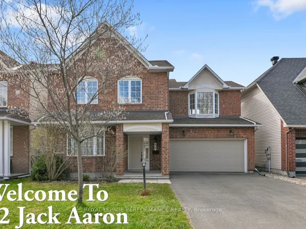 42 Jack Aaron Dr, Ottawa, ON K2G 6M4
