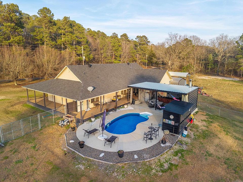 1st image of 2003 N Moore Rd