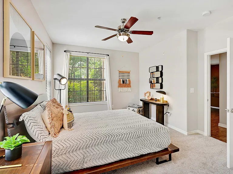 Greenhaven Apartments — Photo 7