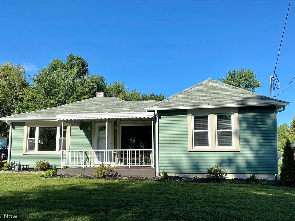 1st image of 364 Seaborn St SE