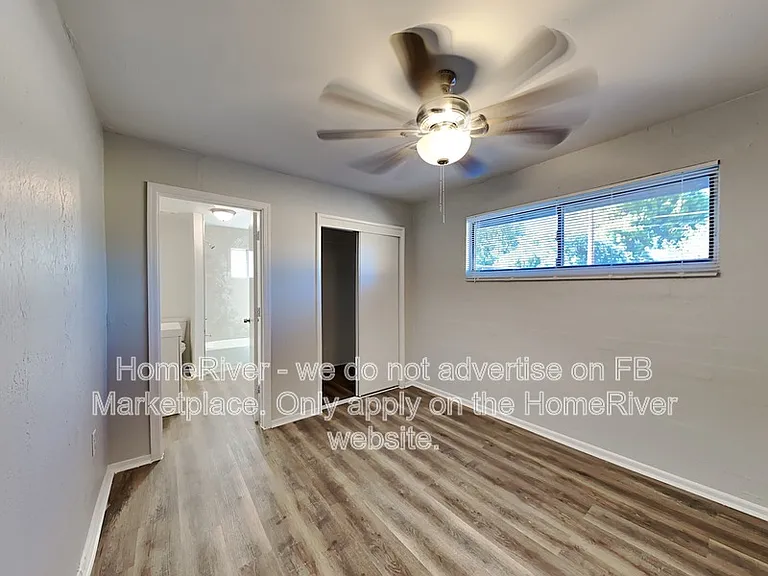 2216 W Minnezona Ave — Photo 8