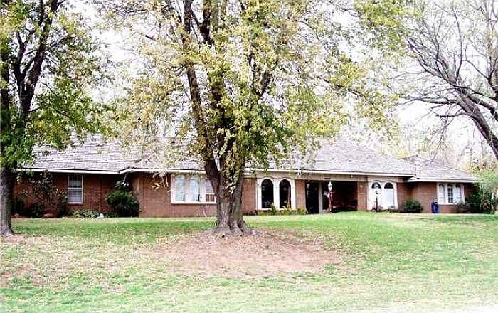 Exterior of Quail Dr