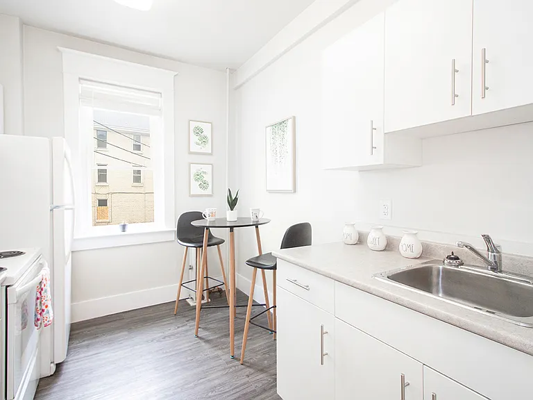 745 Wolseley Ave #6 — Photo 12