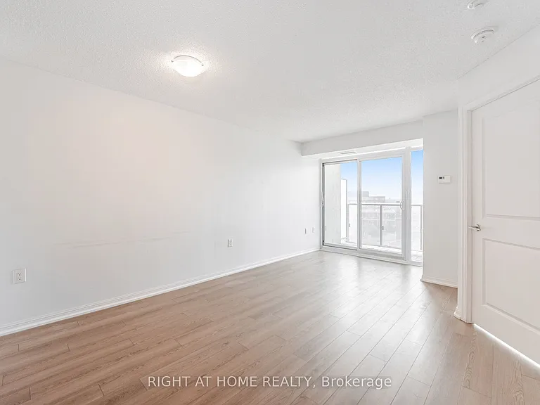 125 Western Battery Rd #1112 — Photo 12