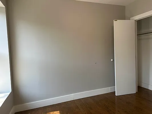 Rented by Premier One Realty LLC | media 9