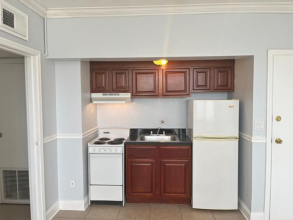 2nd image of 311 W Ashley St APT 303
